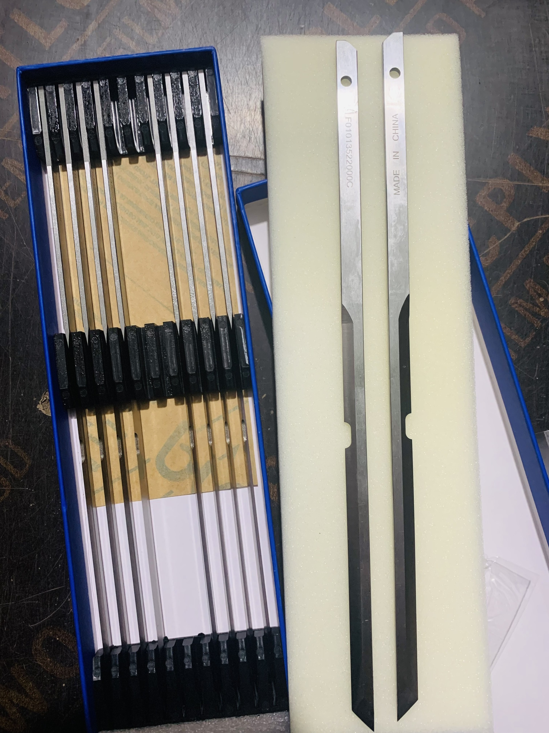 Dao máy cắt tự động  investronica  255x8.0x24 mm (1013522002)